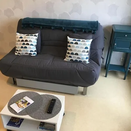 Vue Port Apartment
